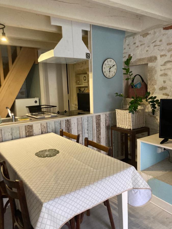 Logis Cote Jardin Villa Varennes-les-Narcy Екстериор снимка