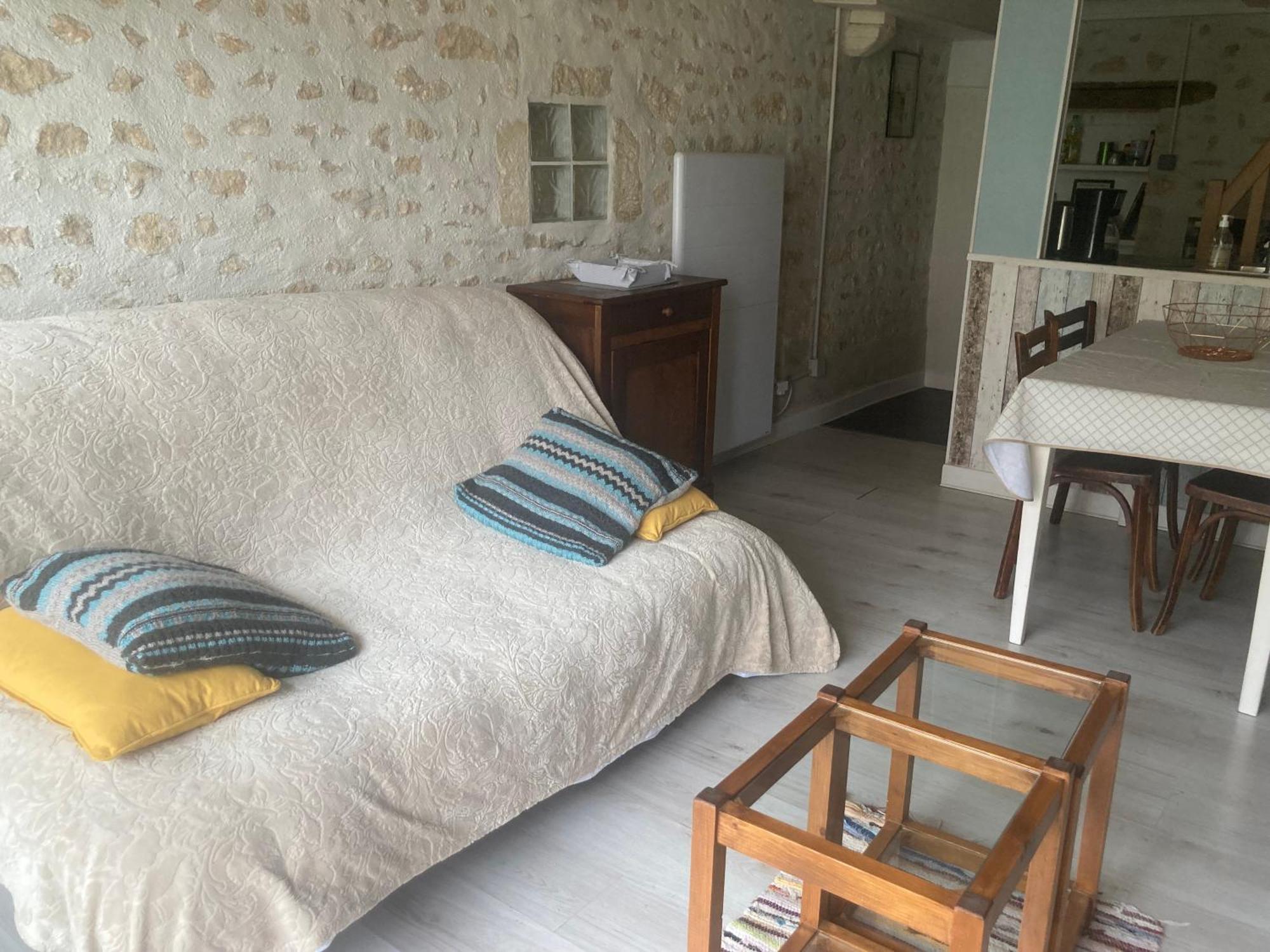 Logis Cote Jardin Villa Varennes-les-Narcy Екстериор снимка